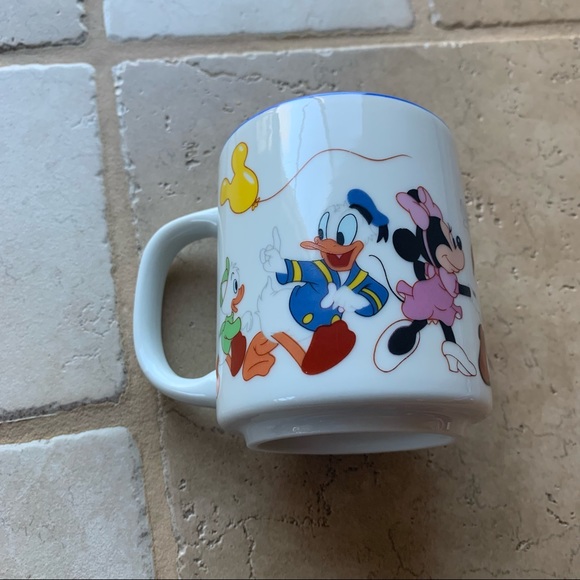 Vintage Other - Vintage Walt Disney World Mickey Mouse and friends mug